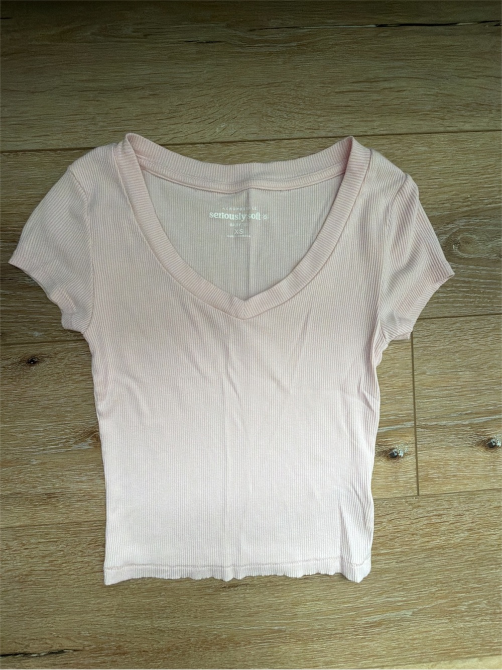 Super Soft Aéropostale XS Baby Tee Bundle • 3 Colors • Like New - Picture 2 of 8